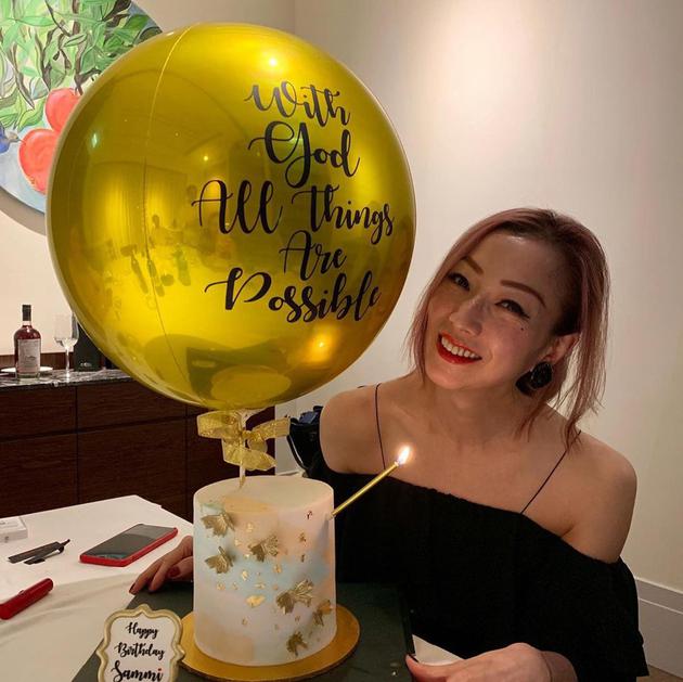 许志安生日郑秀文陪游维也纳 形影不离感情甜蜜（许志安郑秀文年轻照片）