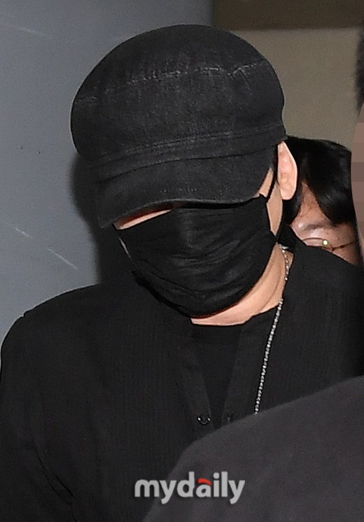 梁铉锡赌博丑闻重挫YG娱乐股价 大幅下跌近10%（梁铉锡jennie）