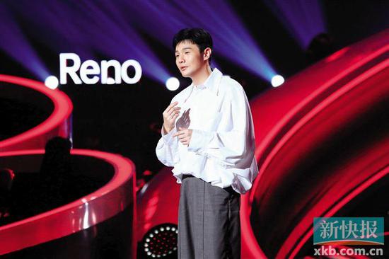 李荣浩自曝: 拿了金曲奖 妈妈还让我找工作（李荣浩mama获奖）