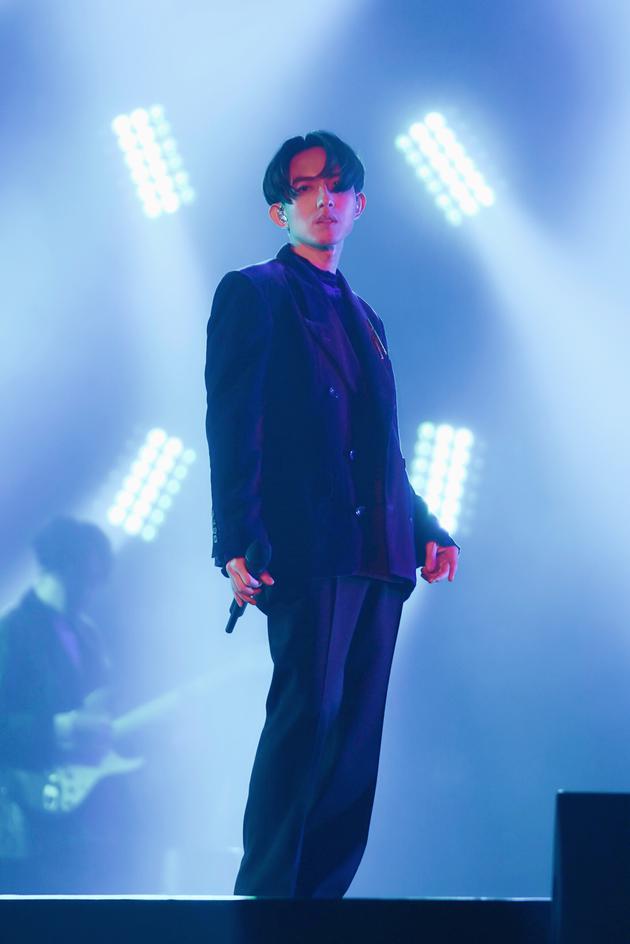 林宥嘉与粉丝在线互动 自曝儿时曾吃爬蚂蚁馒头（林宥嘉视频）